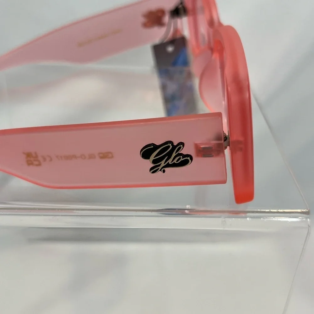 NWT GLO Solid Pink Opaque Framed Sunglasses